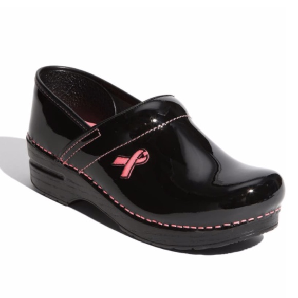 dansko professional black patent